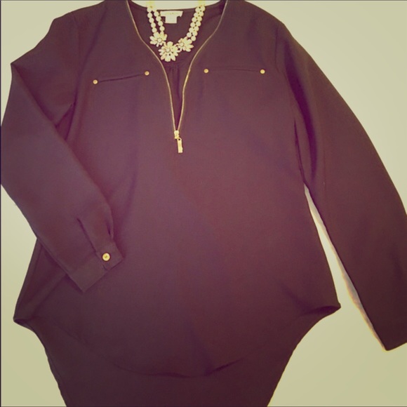 Tops - Black long sleeved blouse